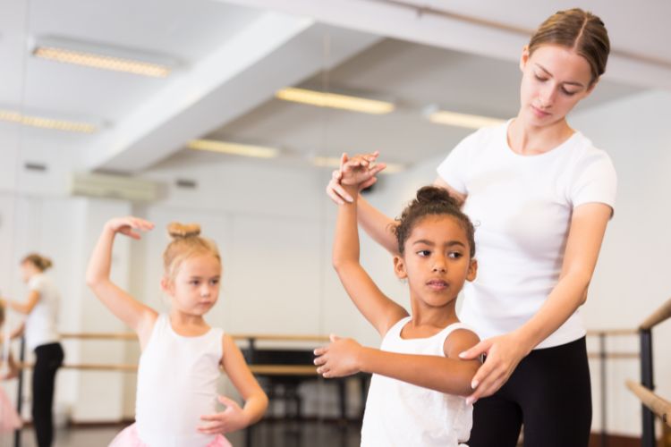 <strong>Succes als danser: hoeveel uren kost het om een danser te worden?</strong> 3 Succes als danser2