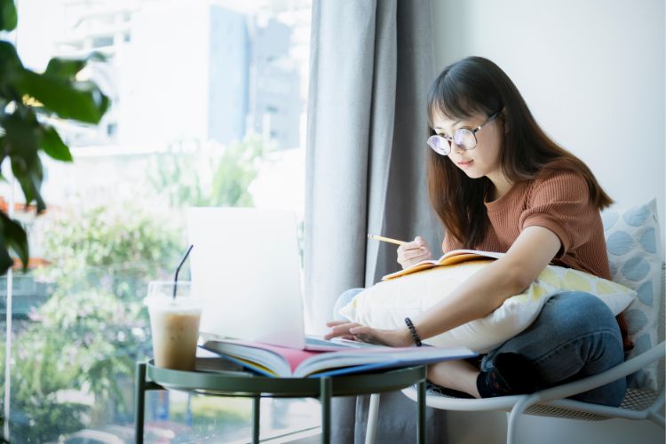 Leren plannen: 9 tips voor Time management voor Tieners 5 Zelfreflectie beoefenen
